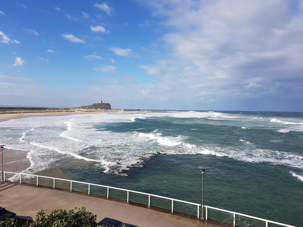 Arena Luxury Beachfront Apartment Newcastle Exterior foto